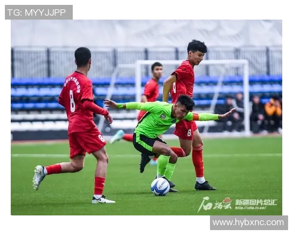 与足球明星的合影记录下的瞬间与梦想的交汇之旅