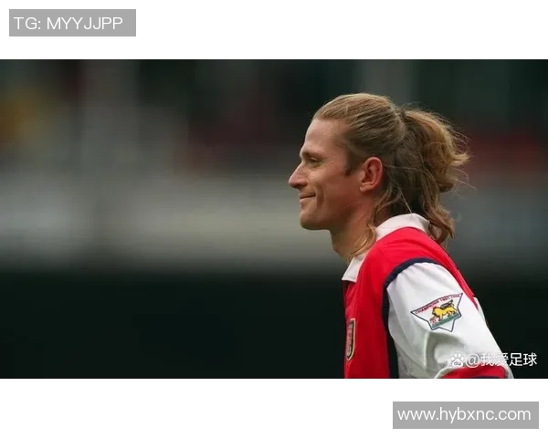 揭秘足球明星意大利炮手的真实身份与传奇故事